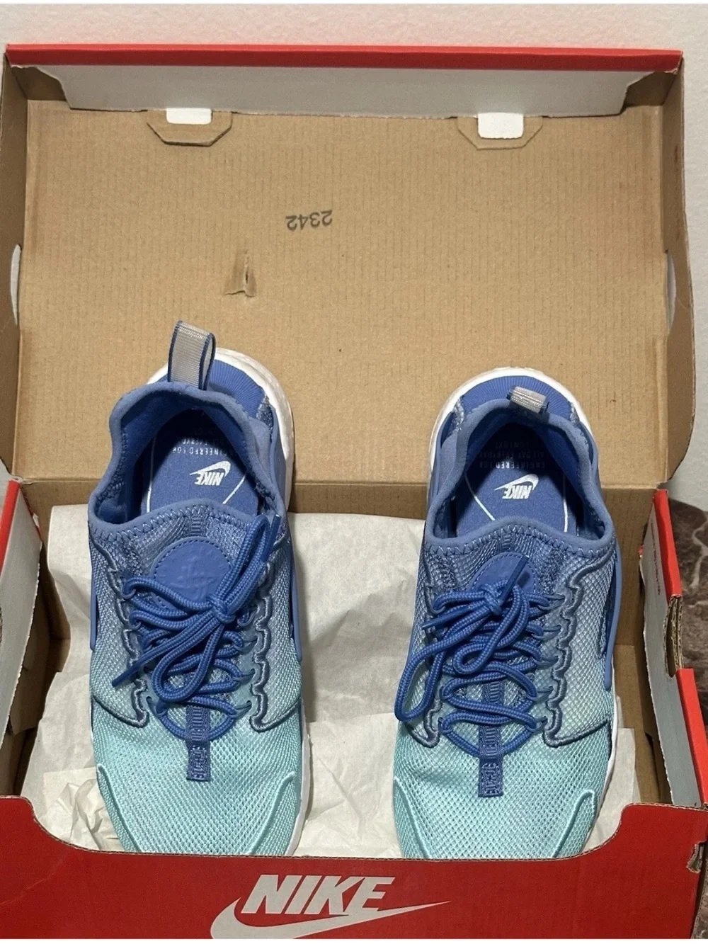 Nike Air Huarache Run Ultra Women's Running Shoes Blue White Ombre Gradient 5.5